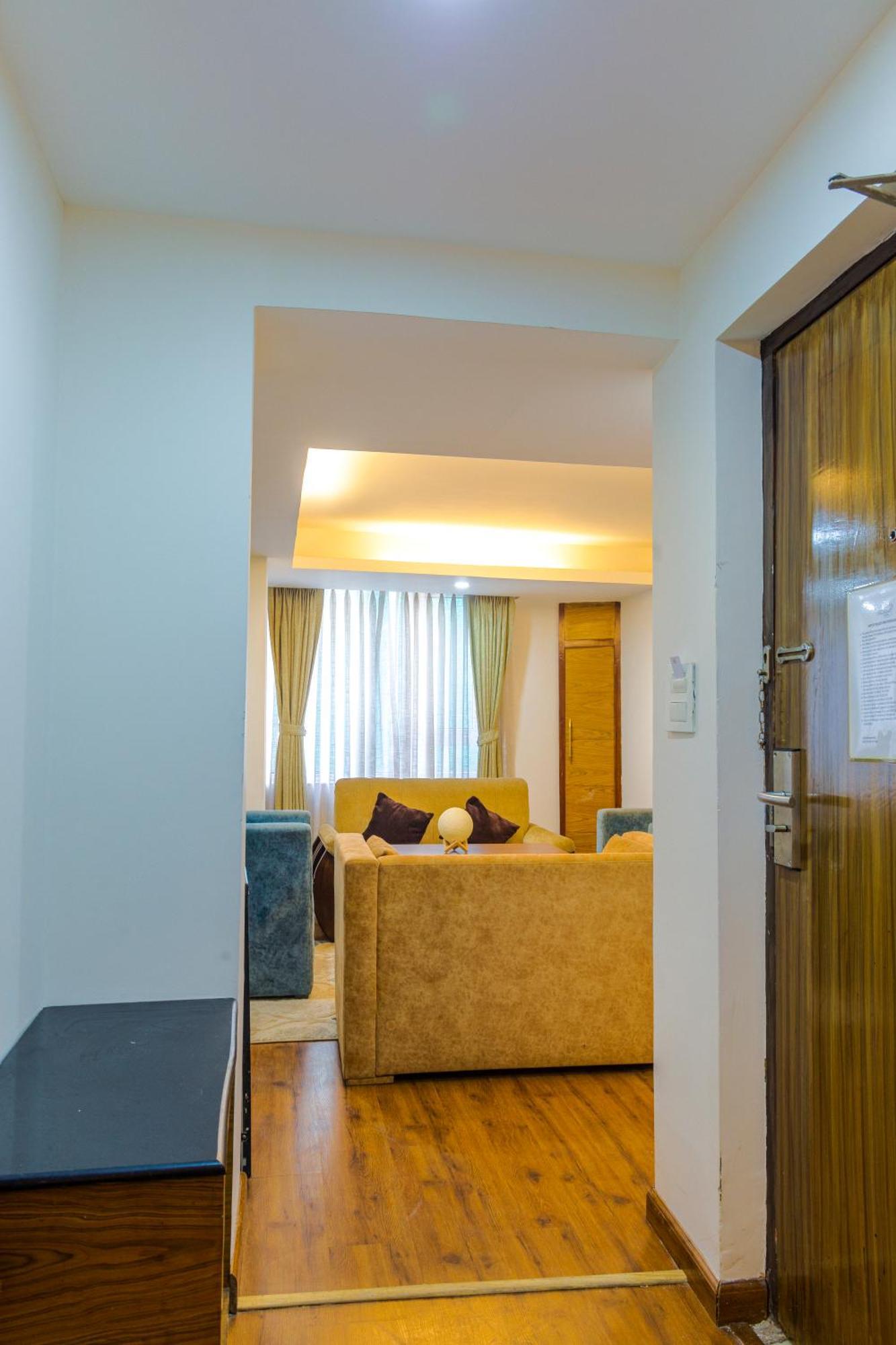 Hotel Tradition & Spa Kathmandu Ngoại thất bức ảnh